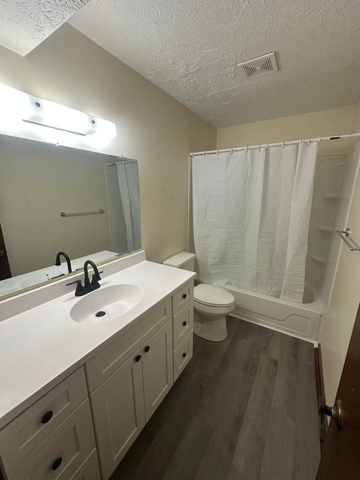 1409 E IRON - Photo 5 of 11