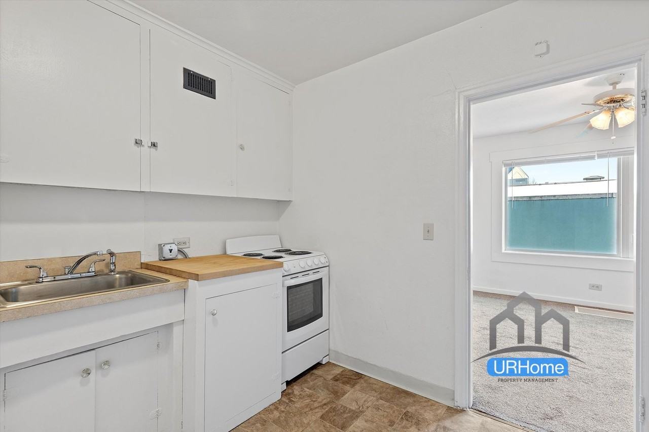 Troy building - Photo 3 of 33