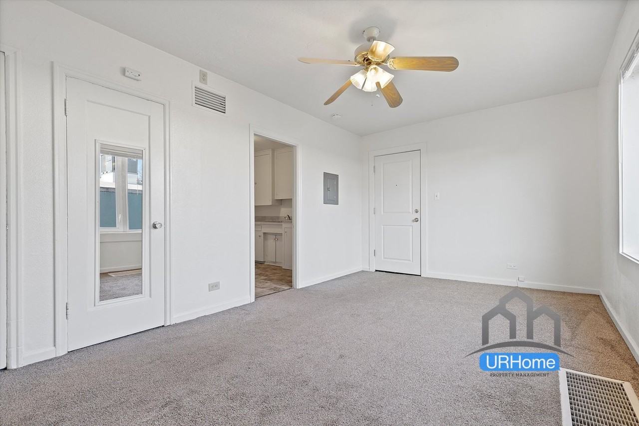 Troy building - Photo 4 of 33