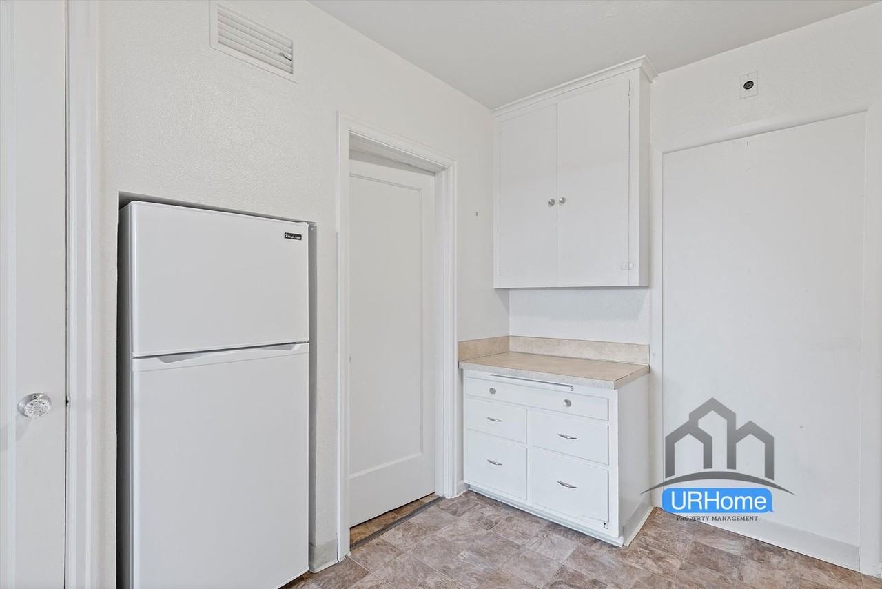 Troy building - Photo 5 of 33