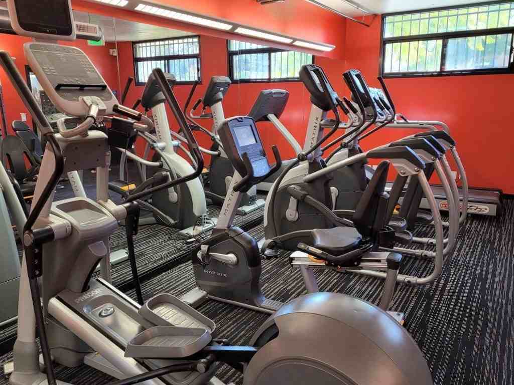 Club Riverside Apartments - Photo 7 of 50