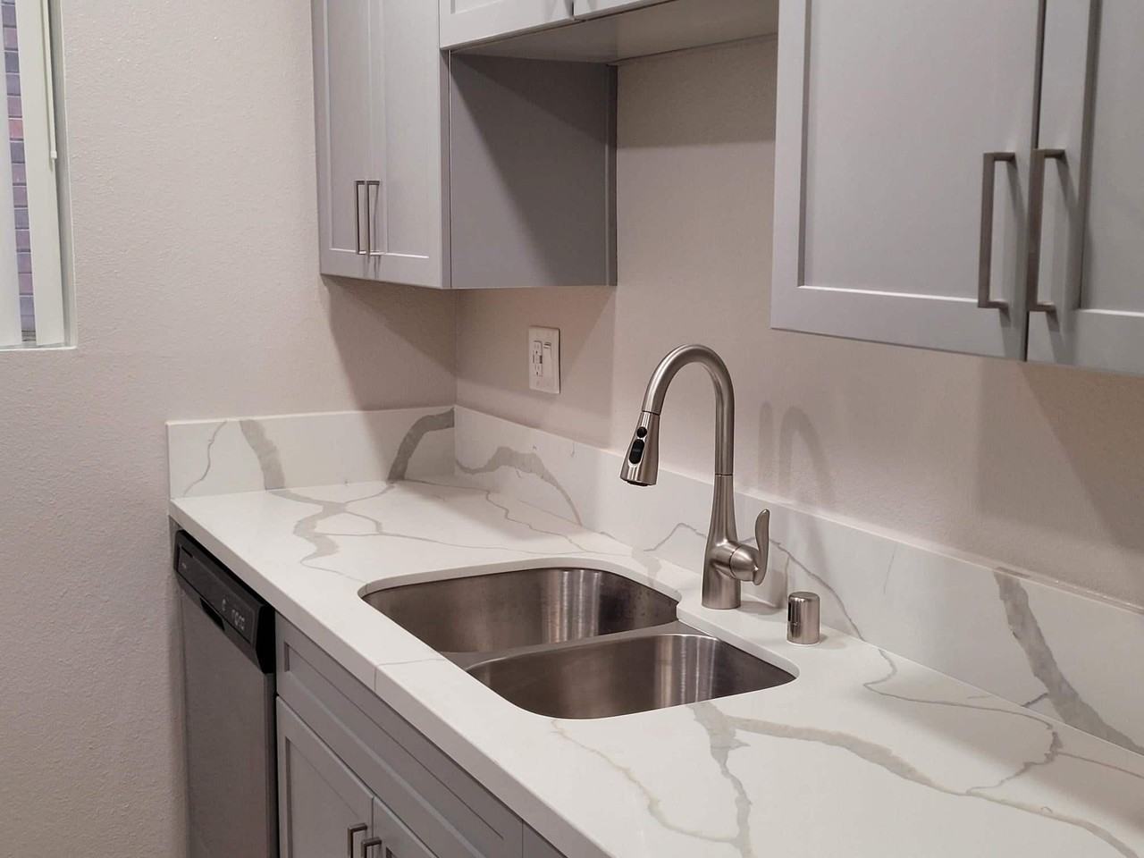 The Summit - Photo 7 of 39