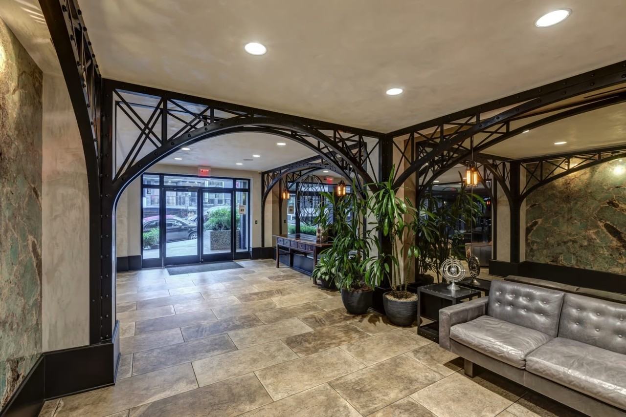 The Pinnacle - Photo 6 of 29