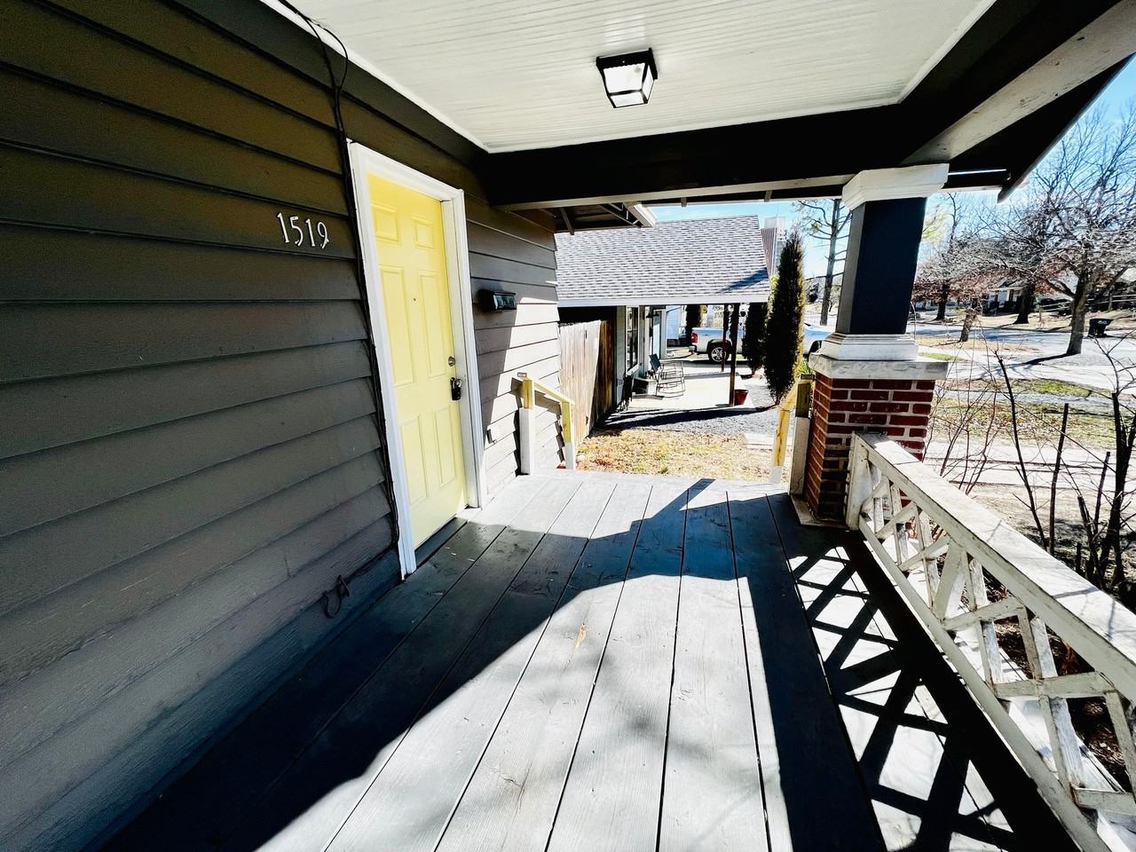 01521 - Photo 2 of 4