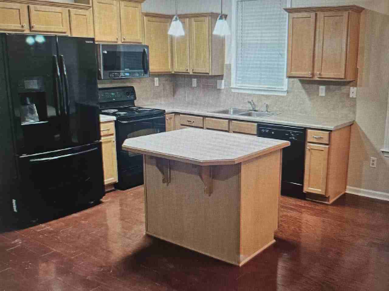 4951 Indian Walk Ln - Photo 3 of 12