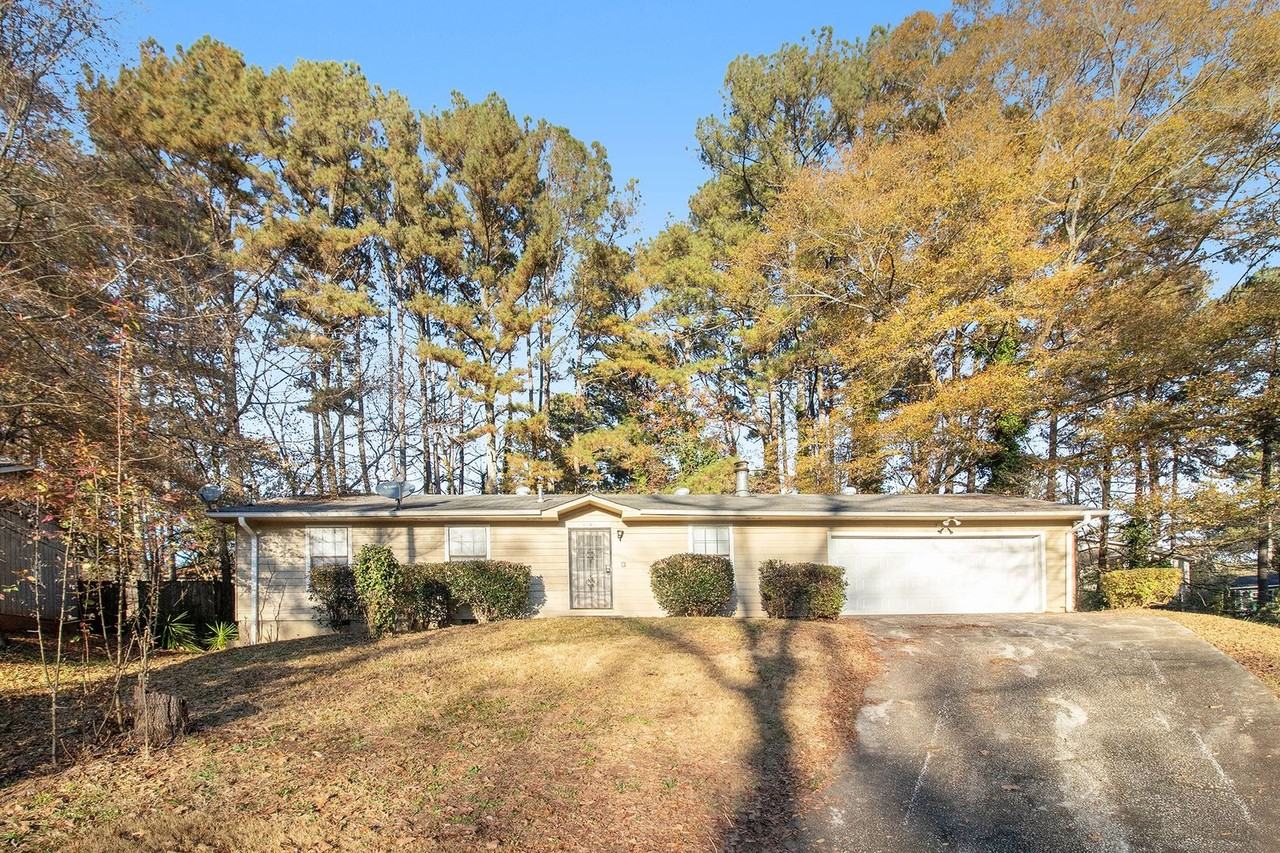 6080 Cherokee Valley Ct - Photo 2 of 17