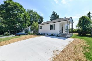 1222 E Lindsay St - Photo 1 of 1