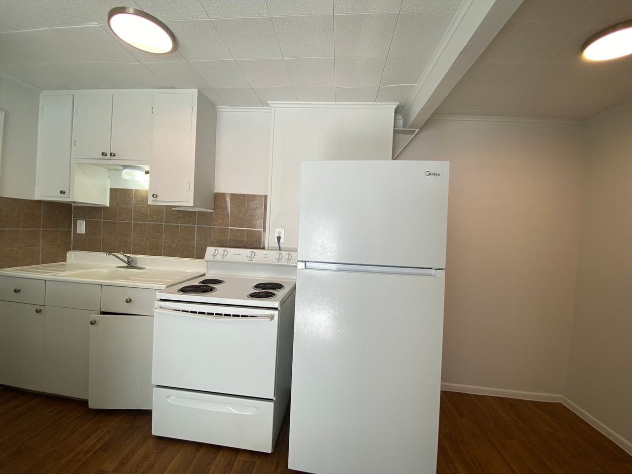 30 N Primrose Dr - Photo 5 of 11
