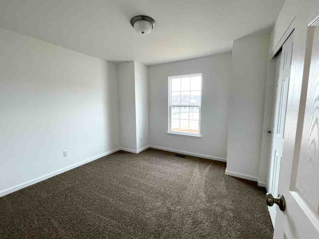 40 Mills Trl - Photo 5 of 25