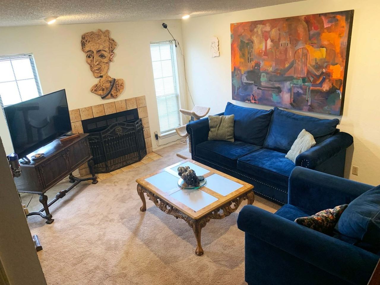 900 Kilkenny Ct Apt B - Photo 2 of 6