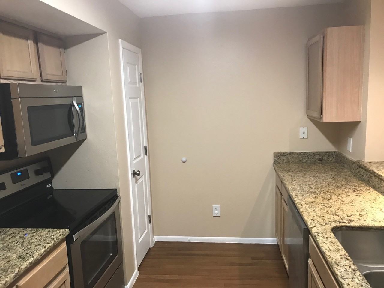 494 N Pin Oak Pl - Photo 7 of 35