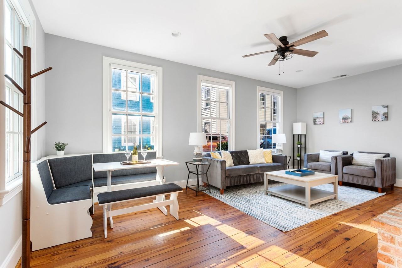 9 Bogard St - Photo 5 of 36