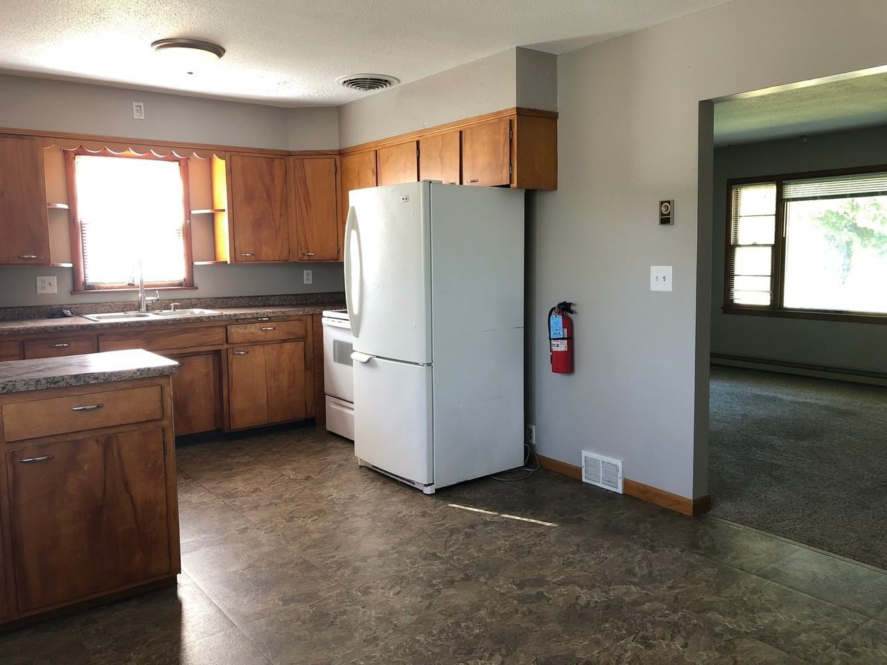 1604 3rd St S - Photo 2 of 32