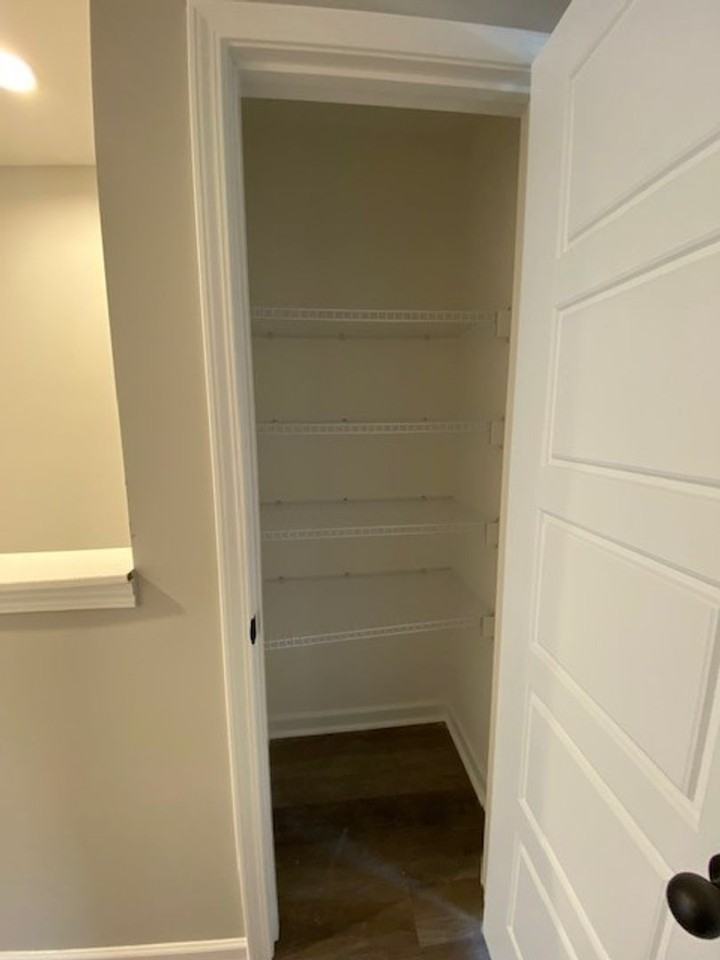 225 Newtown Rd - Photo 6 of 15