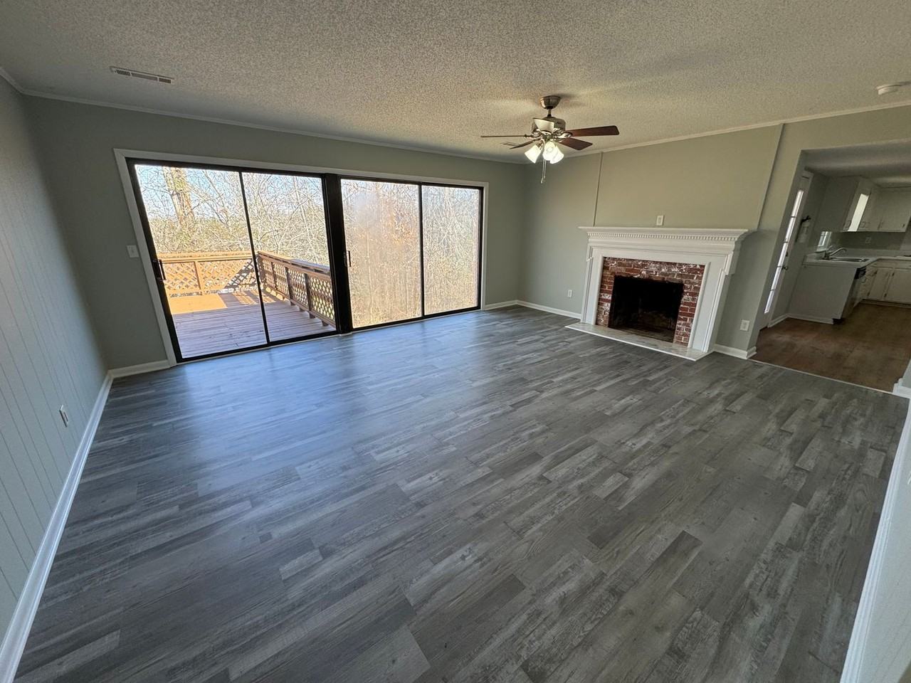 5035 Silver Ln - Photo 3 of 19