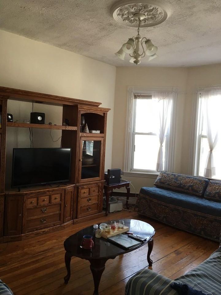 94 Hillside Street - Photo 6 of 8