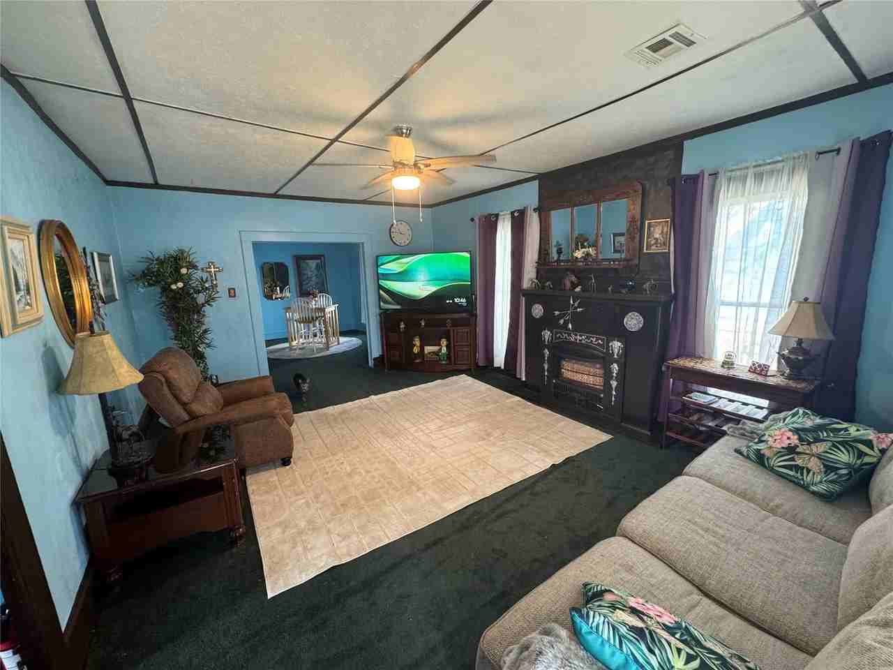 311 F St Ne - Photo 6 of 18