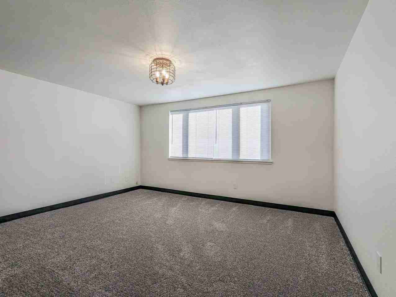 19817 51st Dr Ne #1-2 - Photo 4 of 7