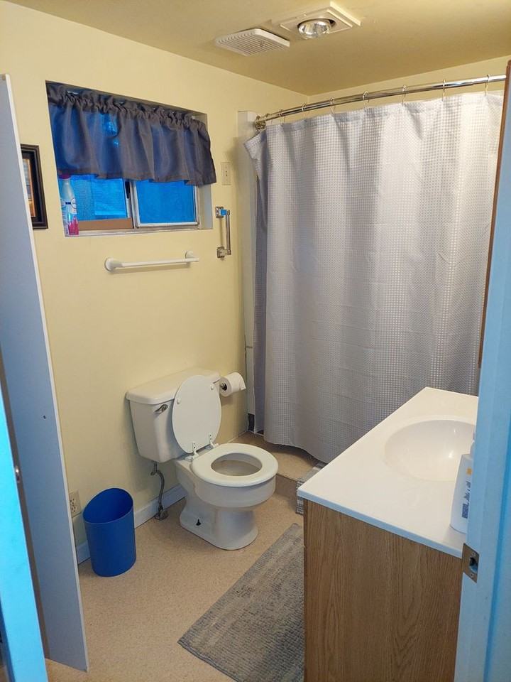 1276 Peninsula Rd - Photo 2 of 25