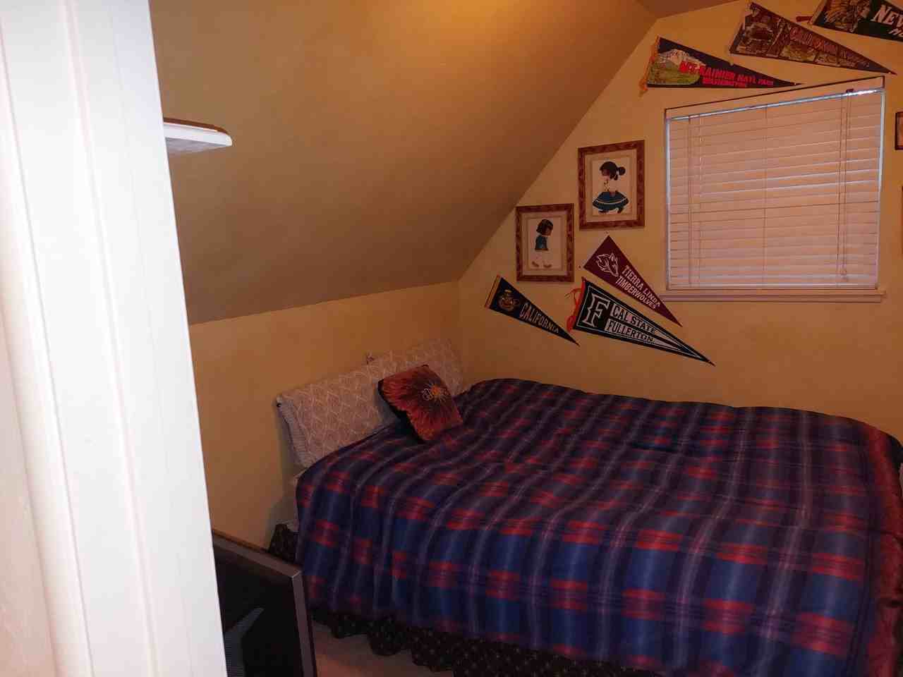 1276 Peninsula Rd - Photo 3 of 25