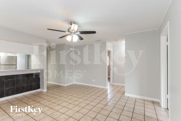 3760 Parkway Blvd - Photo 3 of 16