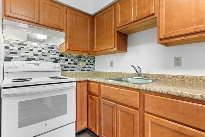 104 Barclay Hts - Photo 3 of 8