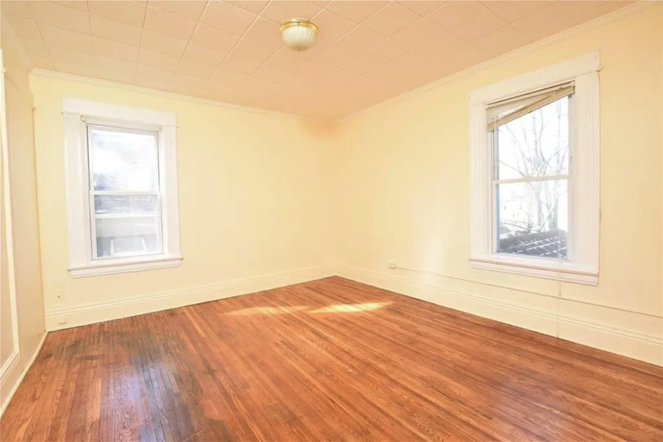792 Garson Ave #2 - Photo 7 of 12