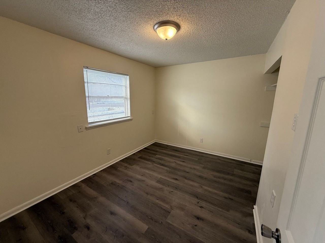 Deer Creek Apartments - Photo 5 of 50