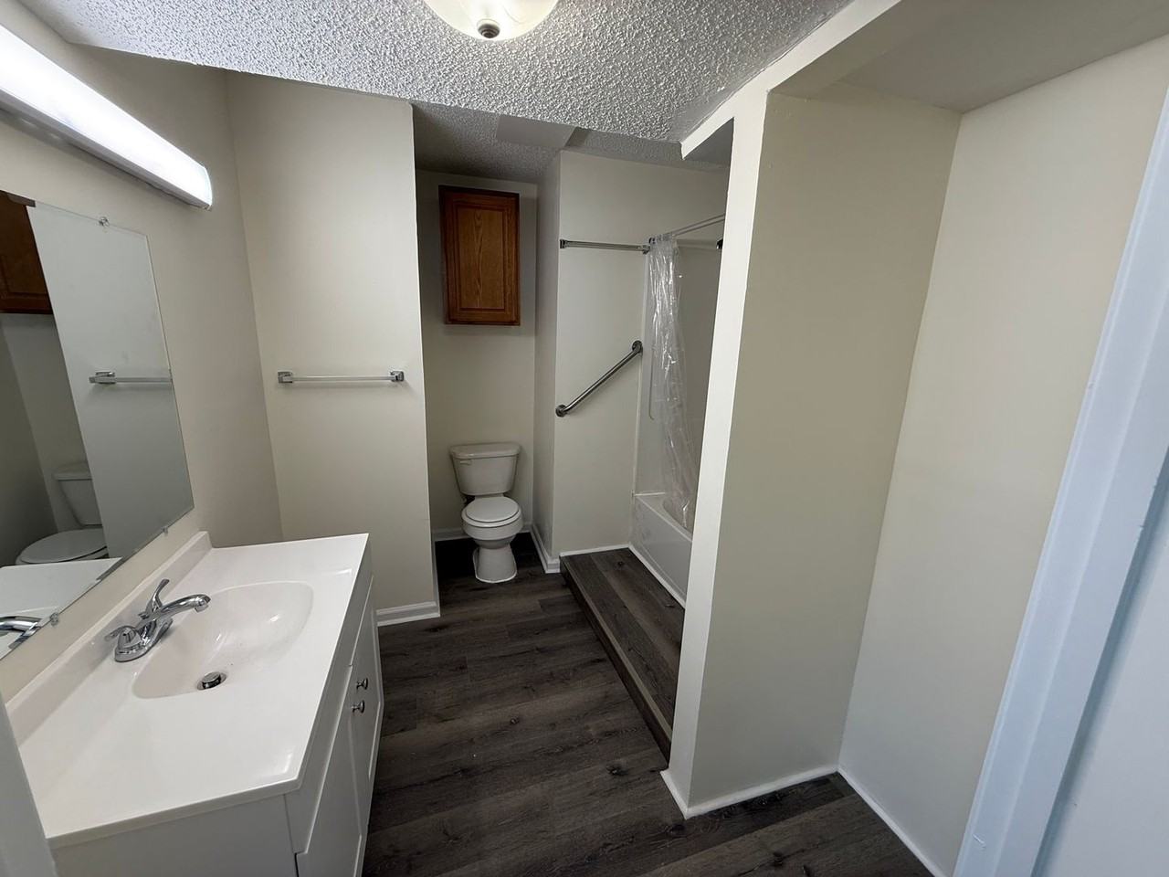 Deer Creek Apartments - Photo 7 of 50