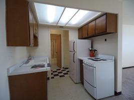 featured image of 2233 N Summit Ave
