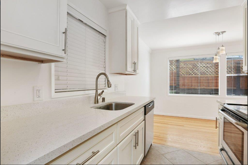 LESTER COURT, LLC - Photo 5 of 46