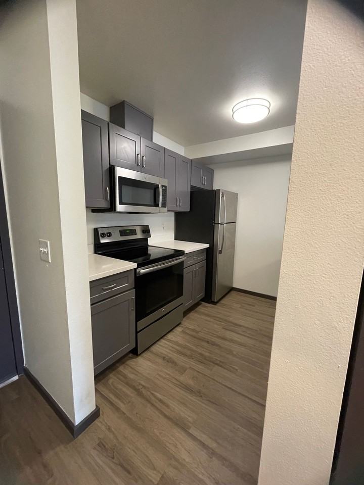 6040 Cali - Photo 2 of 35