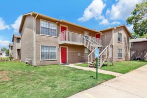 featured image of 6841 W Shade Ln