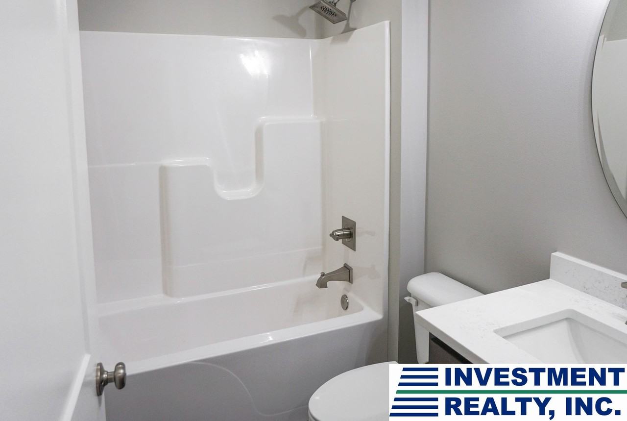 1794-MF4-E4 - Photo 7 of 11