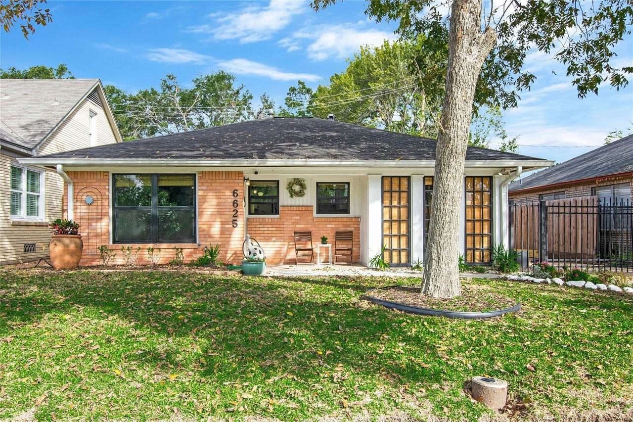 6625 Sylvan Rd - Photo 3 of 31
