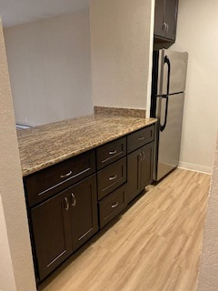 430 -  REMINGTON PLACE APARTMENTS - Photo 2 of 4