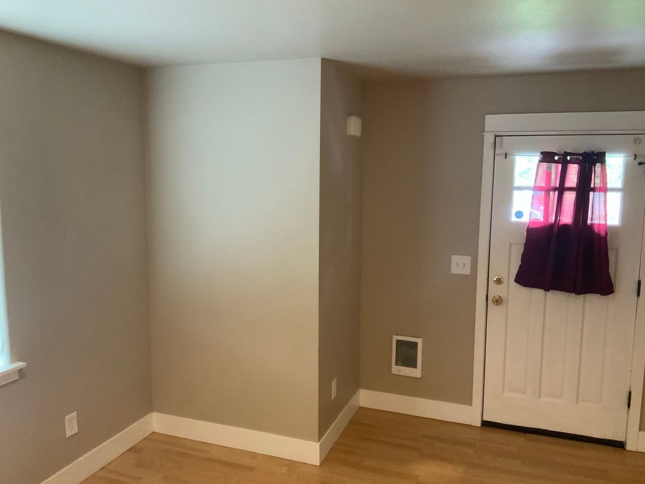 429 E 16th Ave - Photo 5 of 27