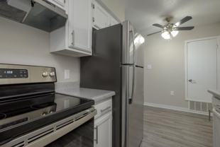 4201 Meadowlark Ln Se - Photo 1 of 1