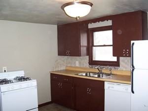 206 12th St - Photo 2 of 9