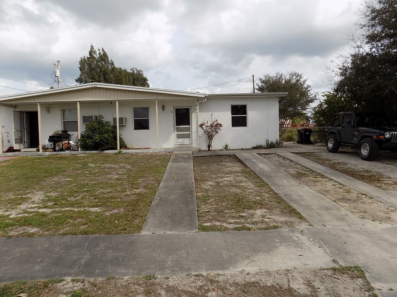 1199 Jordan Ct Ne #B - Photo 2 of 21