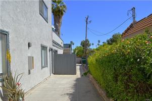 featured image of 3741 Harvill Ln