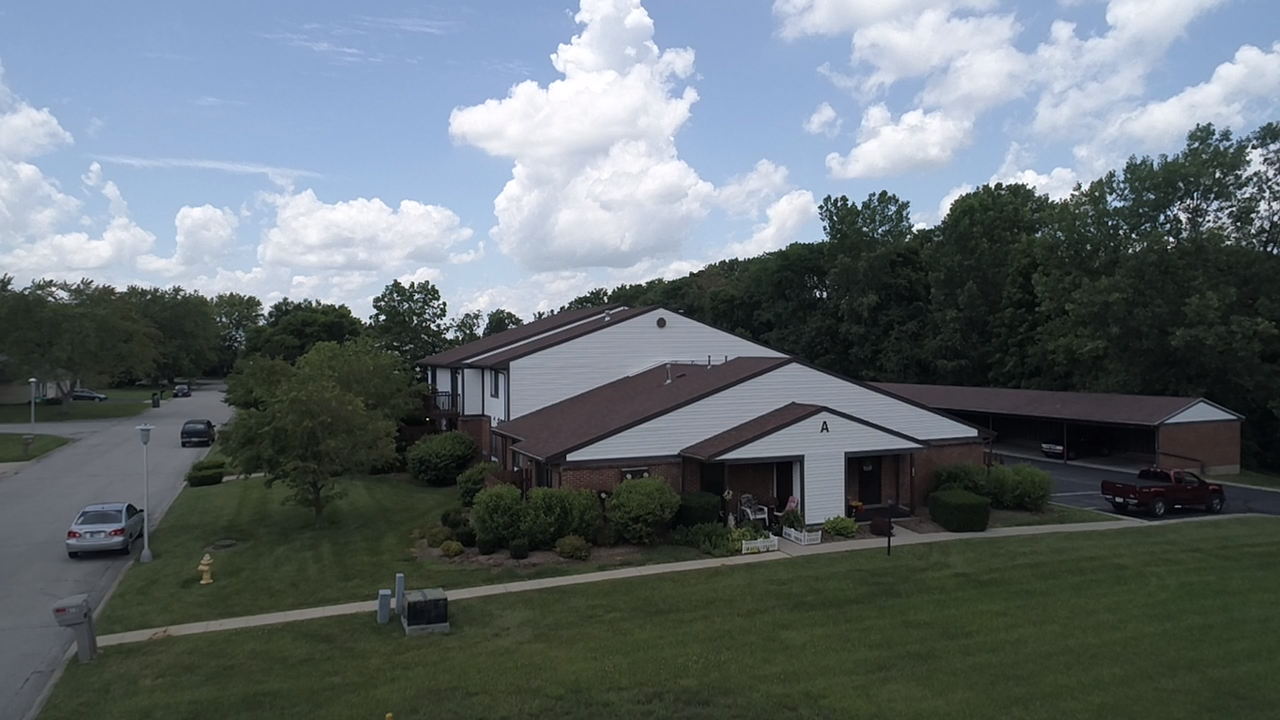 300 - Park Ridge Commons Apartments - Photo 3 of 7