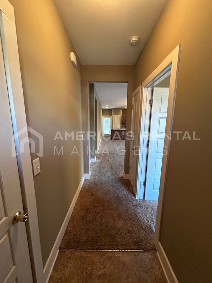 860 Kent Dr - Photo 2 of 24