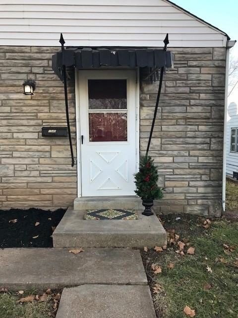 1545 Kraft St - Photo 3 of 16