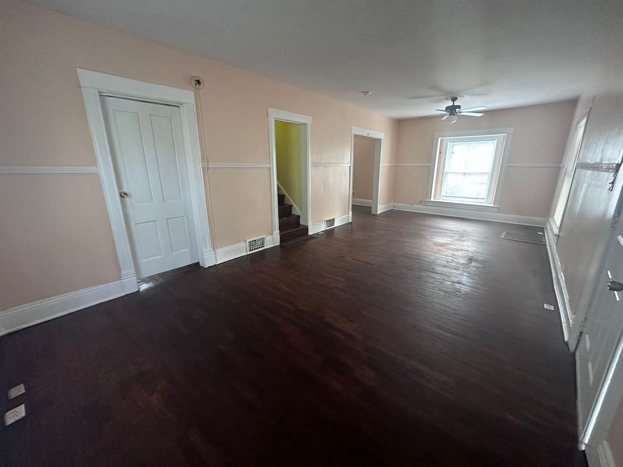 1604 N Fairview Ave - Photo 3 of 14