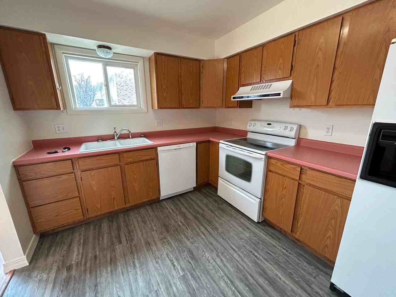 1305 W Park Ave - Photo 4 of 41