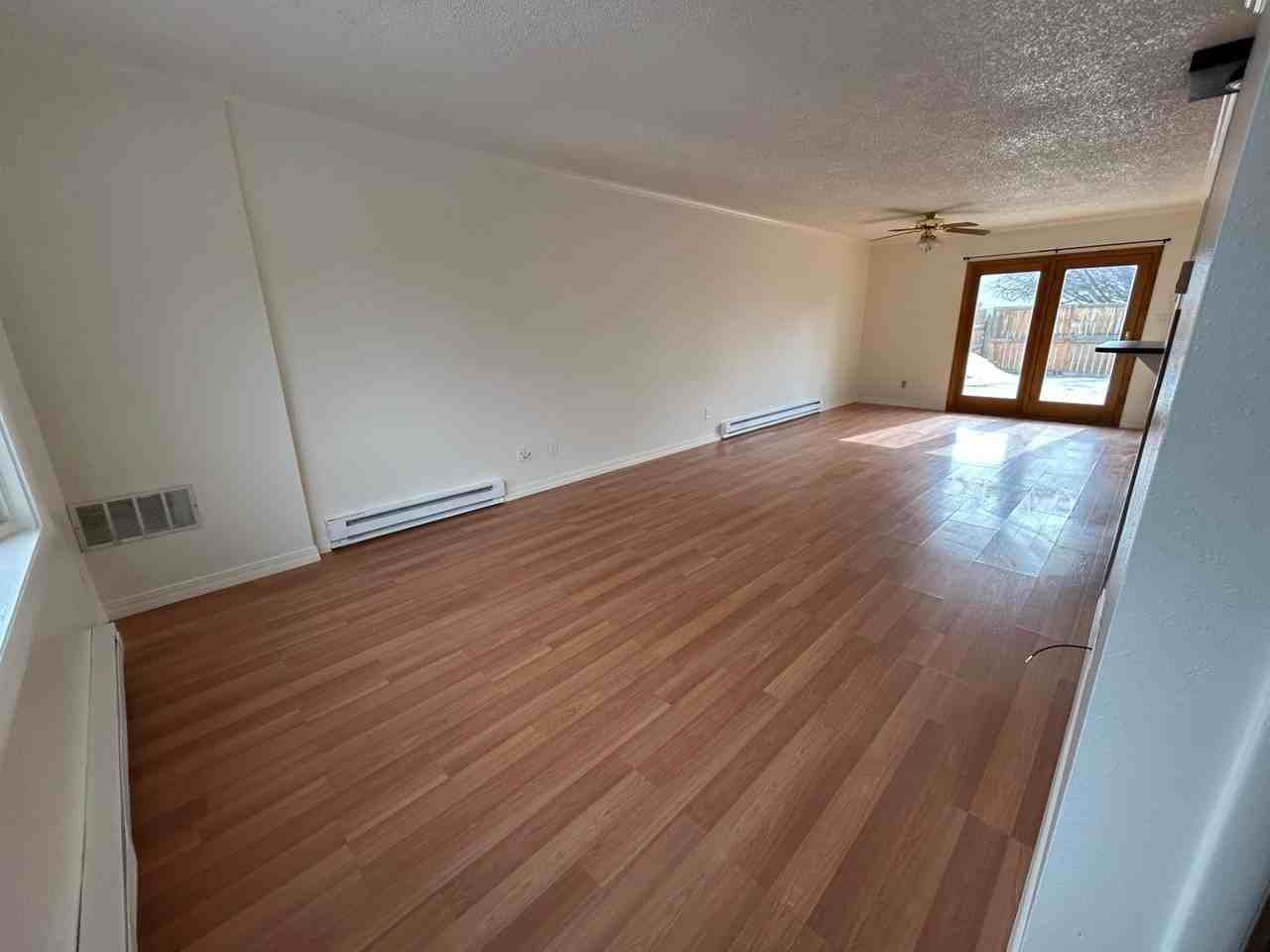 1305 W Park Ave - Photo 6 of 41