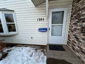 1305 W Park Ave - Photo 1 of 1