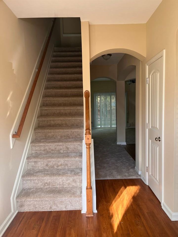 2030 Highland Village Dr - Photo 2 of 13