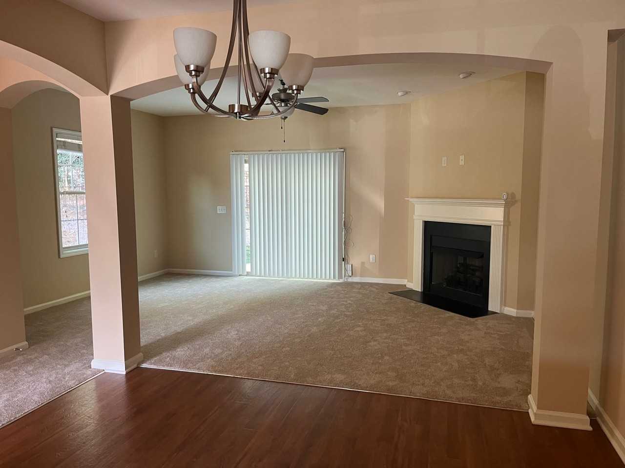 2030 Highland Village Dr - Photo 4 of 13